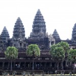 View of Angkor Wat cutting out the annoying green scaffoldng. Grrrrrr, there was scaffolding here last time, too