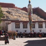 Pilgrims lining up to enter the monastery